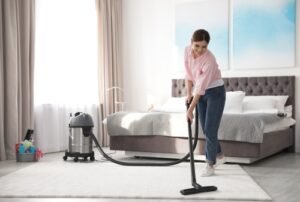 What-are-the-proper-steps-to-cleaning-a-bedroom