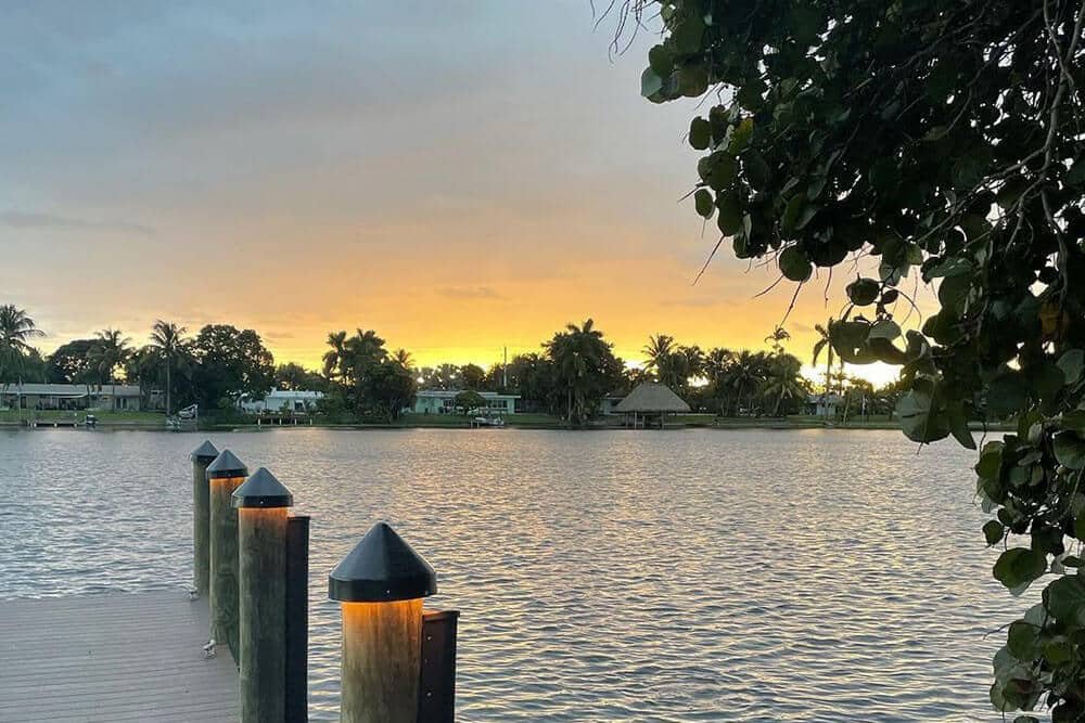 Lake Clarke Shores background