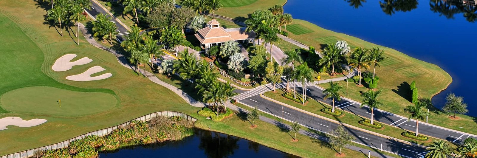 Reliable Maid Services in Golf, FL background