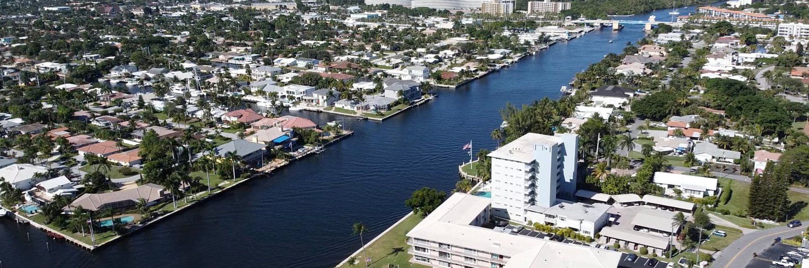 Premier House & Apartment Cleaning Services Near Me in Deerfield Beach, FL background