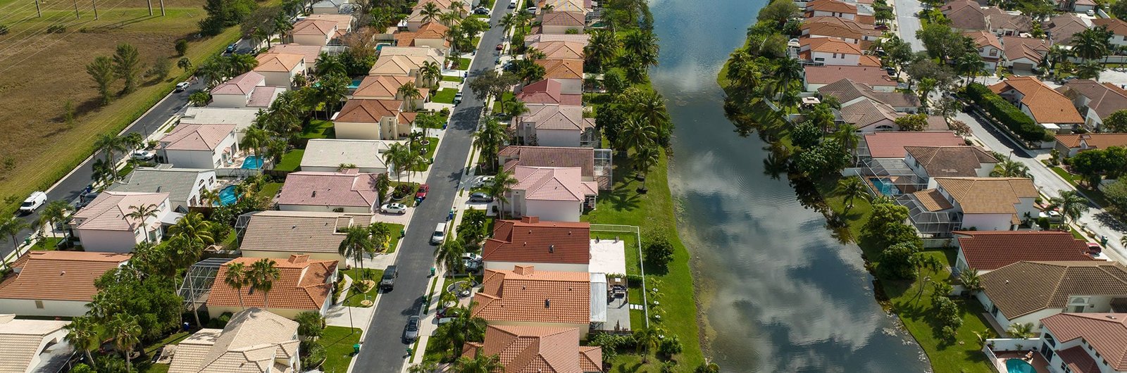 Top House & Apartment Cleaners Near Me in Margate, FL | Yorleny’s background